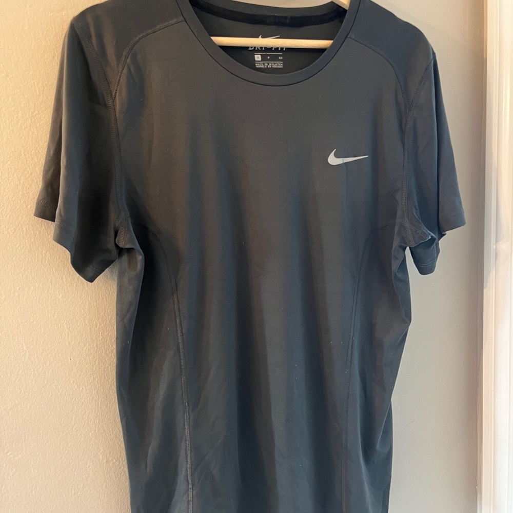 Nike dry-fit workout t-shirts